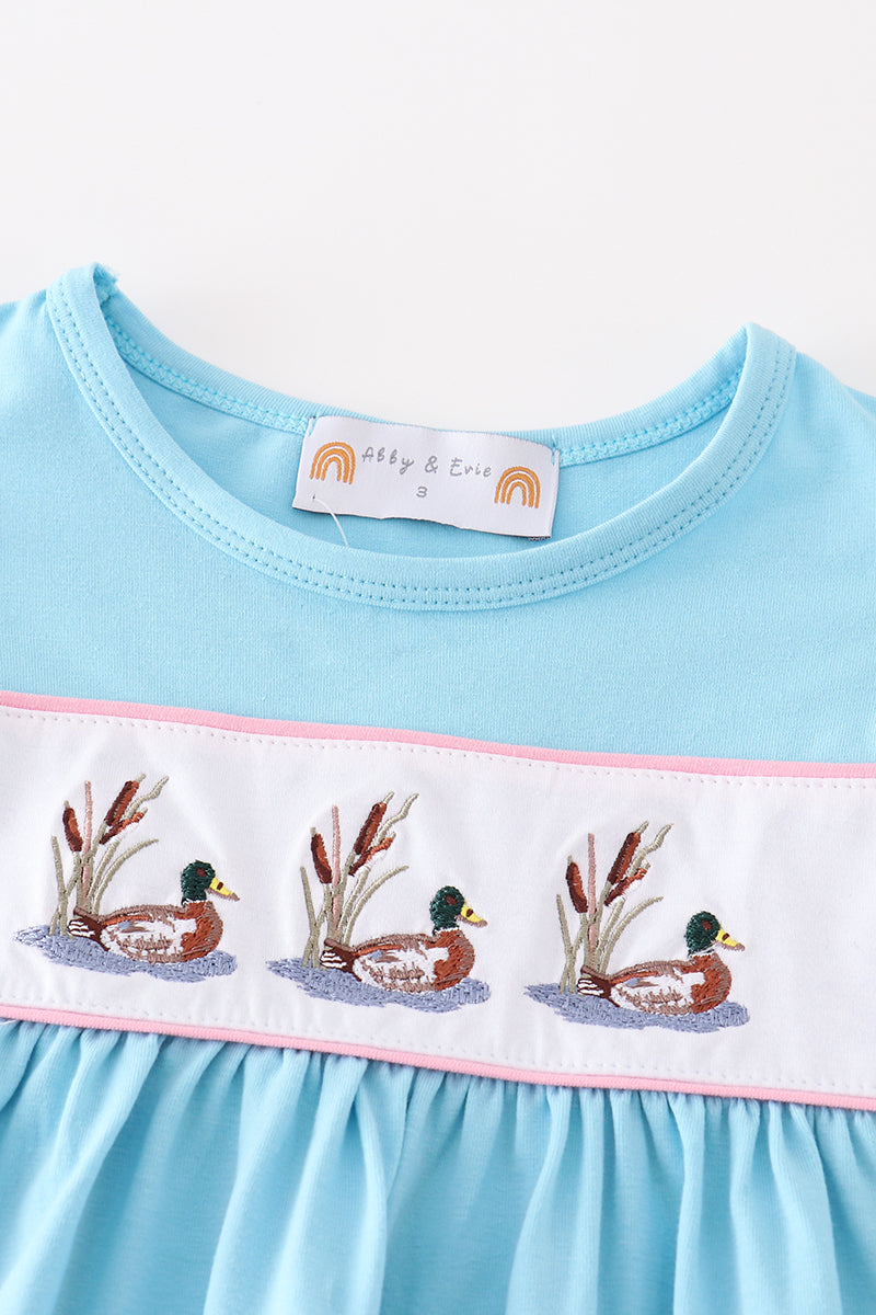 Duck Embroidered Blue Seersucker Girl Set