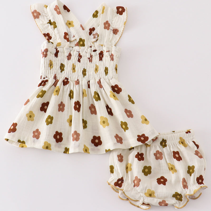 Muslin Daisy Smocked Baby Bummies Set