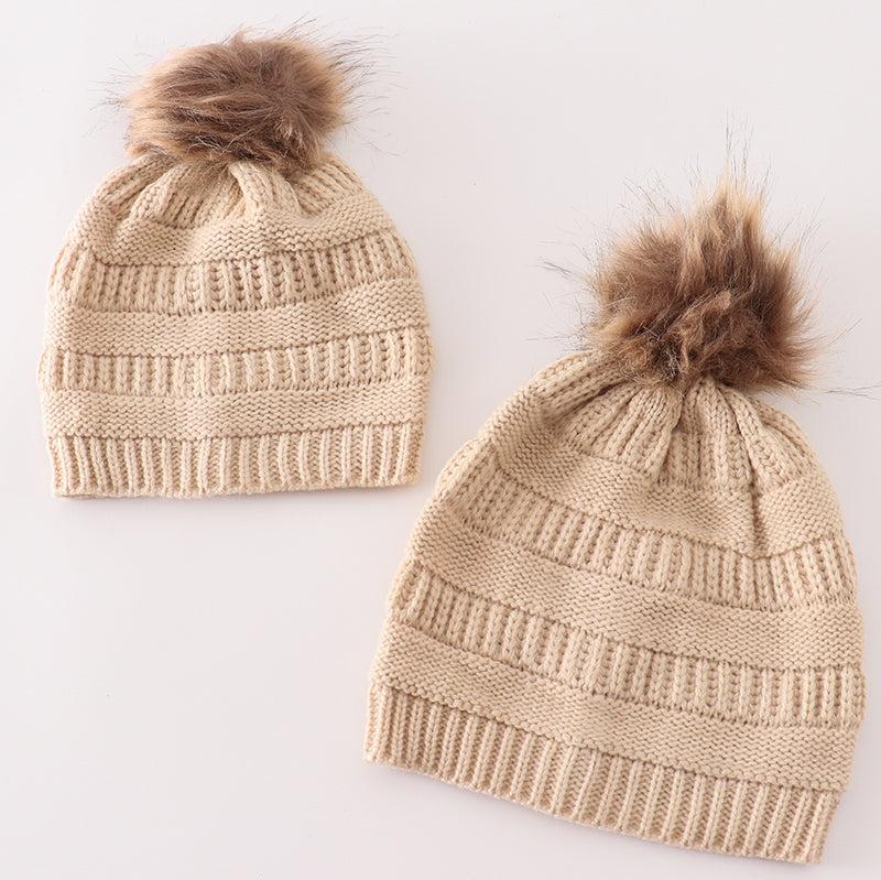 Cable Knit Pompom Beanie - Beige