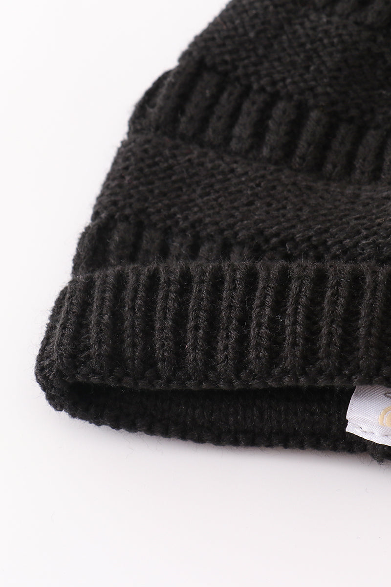 Cable Knit Pompom Beanie - Black