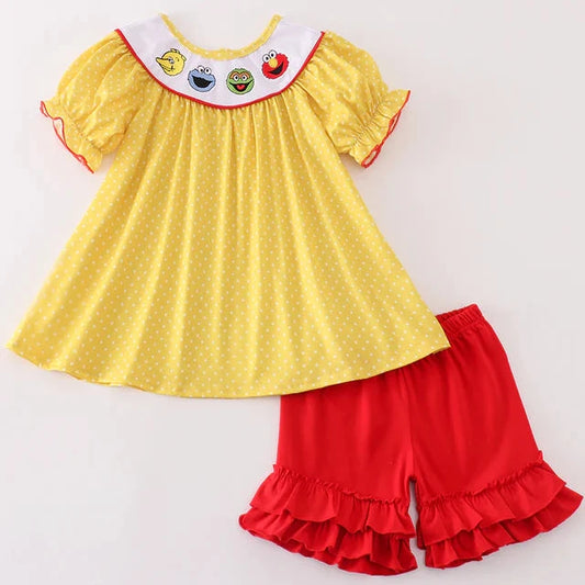 Yellow Street Character Embroidered Girl Shorts Set