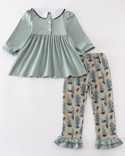 Sage Duck French Knot Girl Set